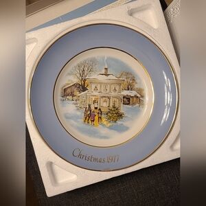 Avon 1977 Christmas Plate, also known as "Carollers in the Snow".